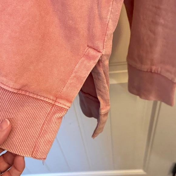 Easel Dusty Pink Sweatshirt - Picture 3 of 9